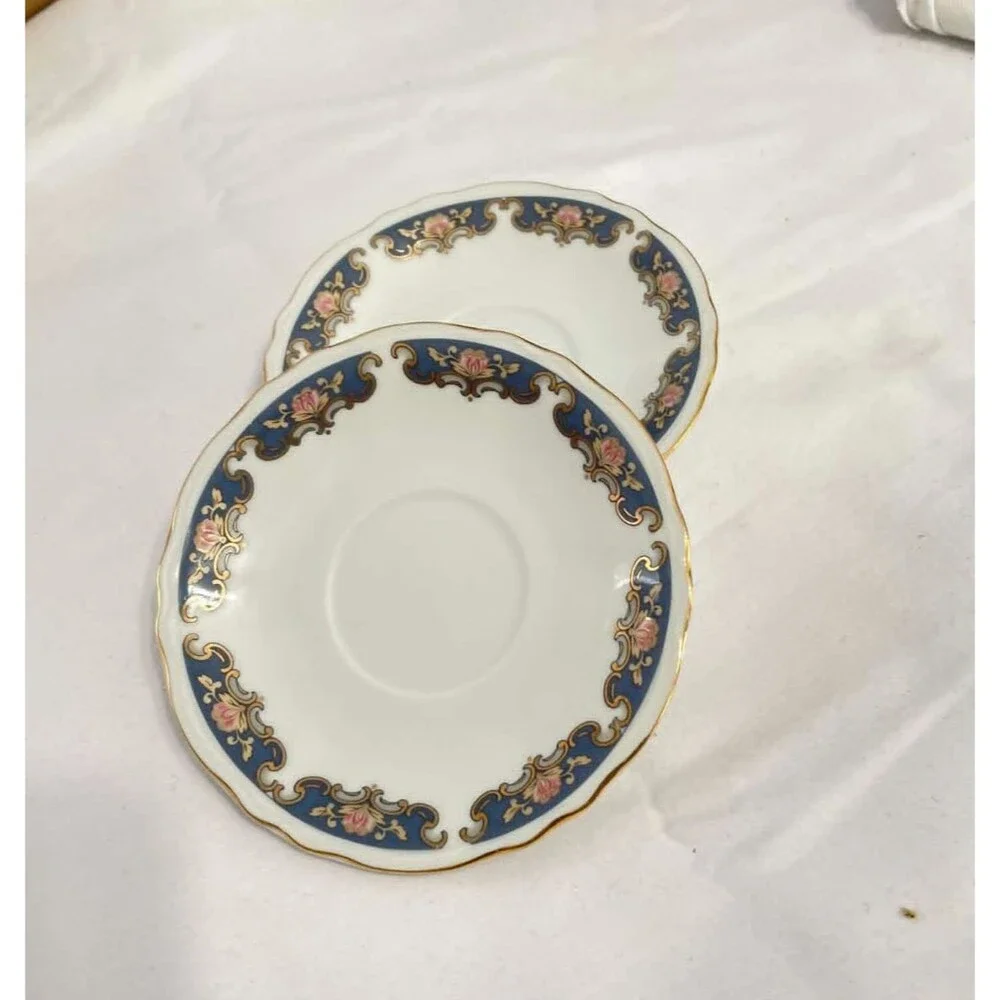 Toyo Saucers Set of 2 4.75in White Cobalt Blue‎ Floral Gold Gilt Japan